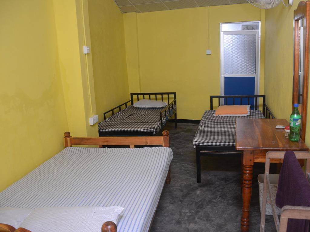 Galle Star Hotel Екстериор снимка